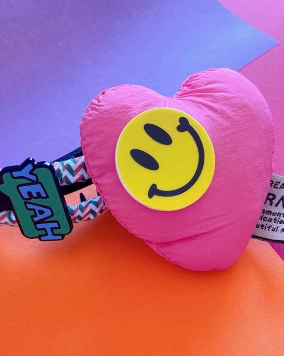 Traba rosa corazón acolchado – Accesorio dulce y femenino para el pelo