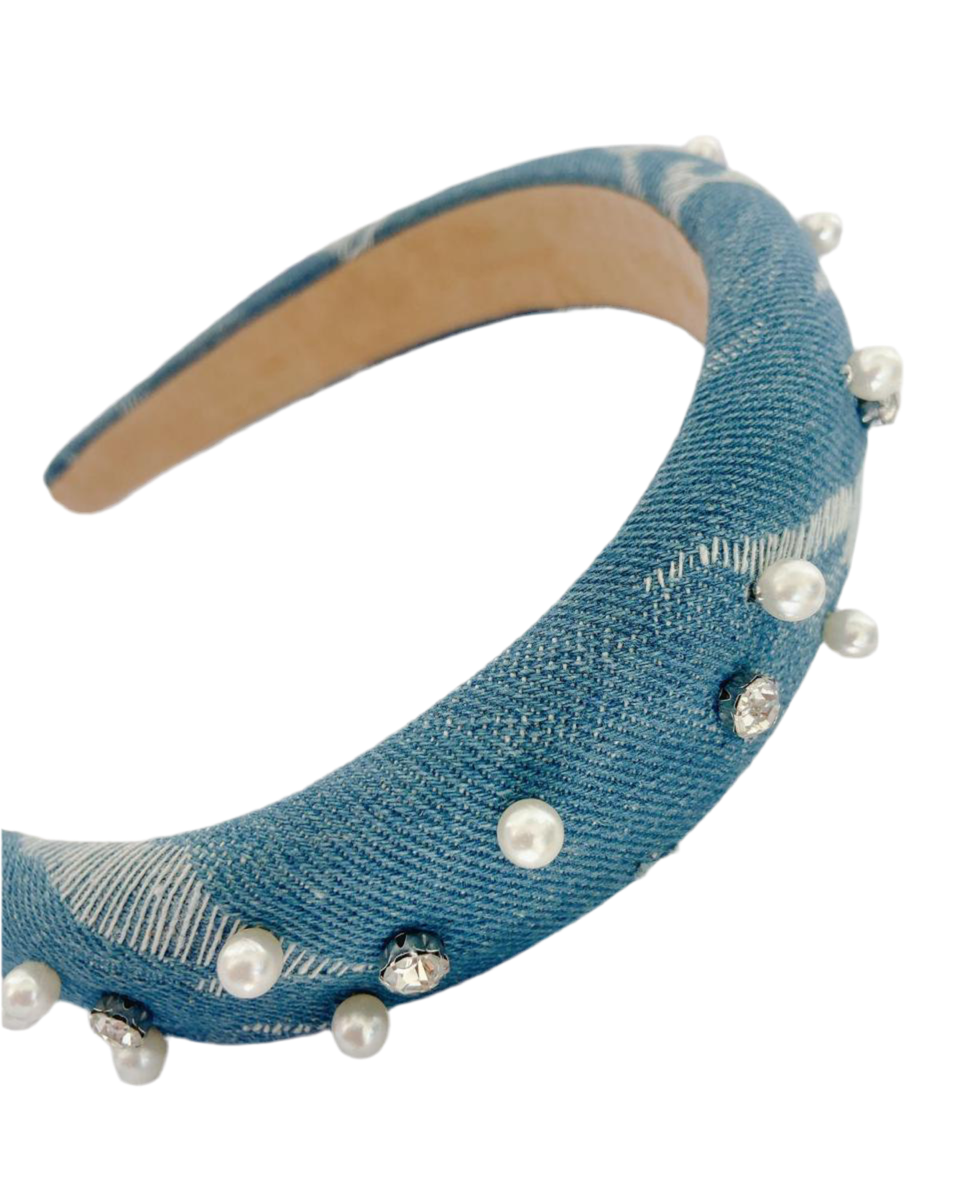 Cintillo de mezclilla con perlas – Accesorio para el pelo estilo denim elegante