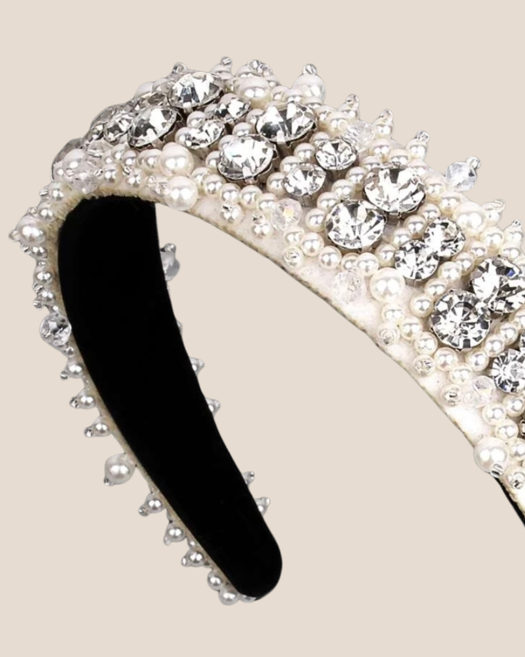 Cintillo con Pedrería – Brillo y Glamour para Cualquier Ocasión