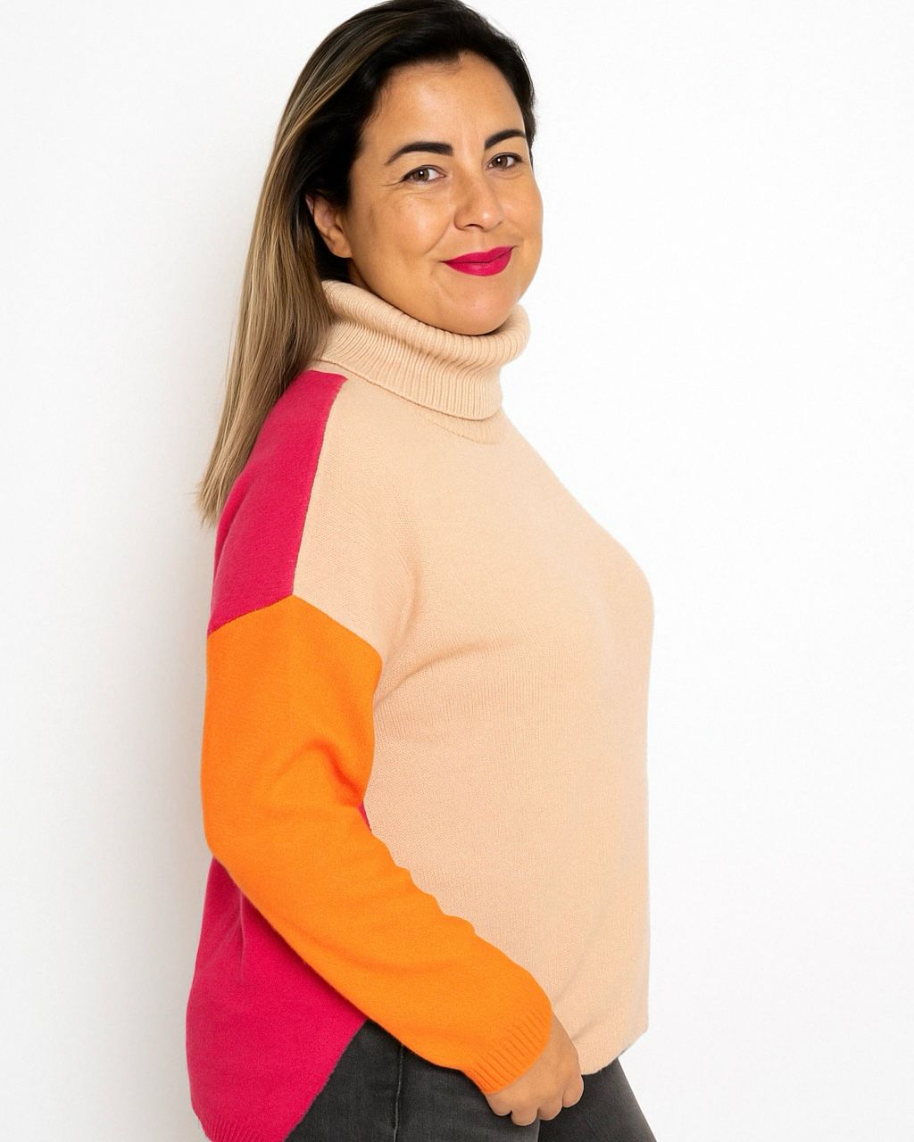 Suéter de Punto con Cuello Alto y Mangas Color Block – Estilo Casual y Moderno