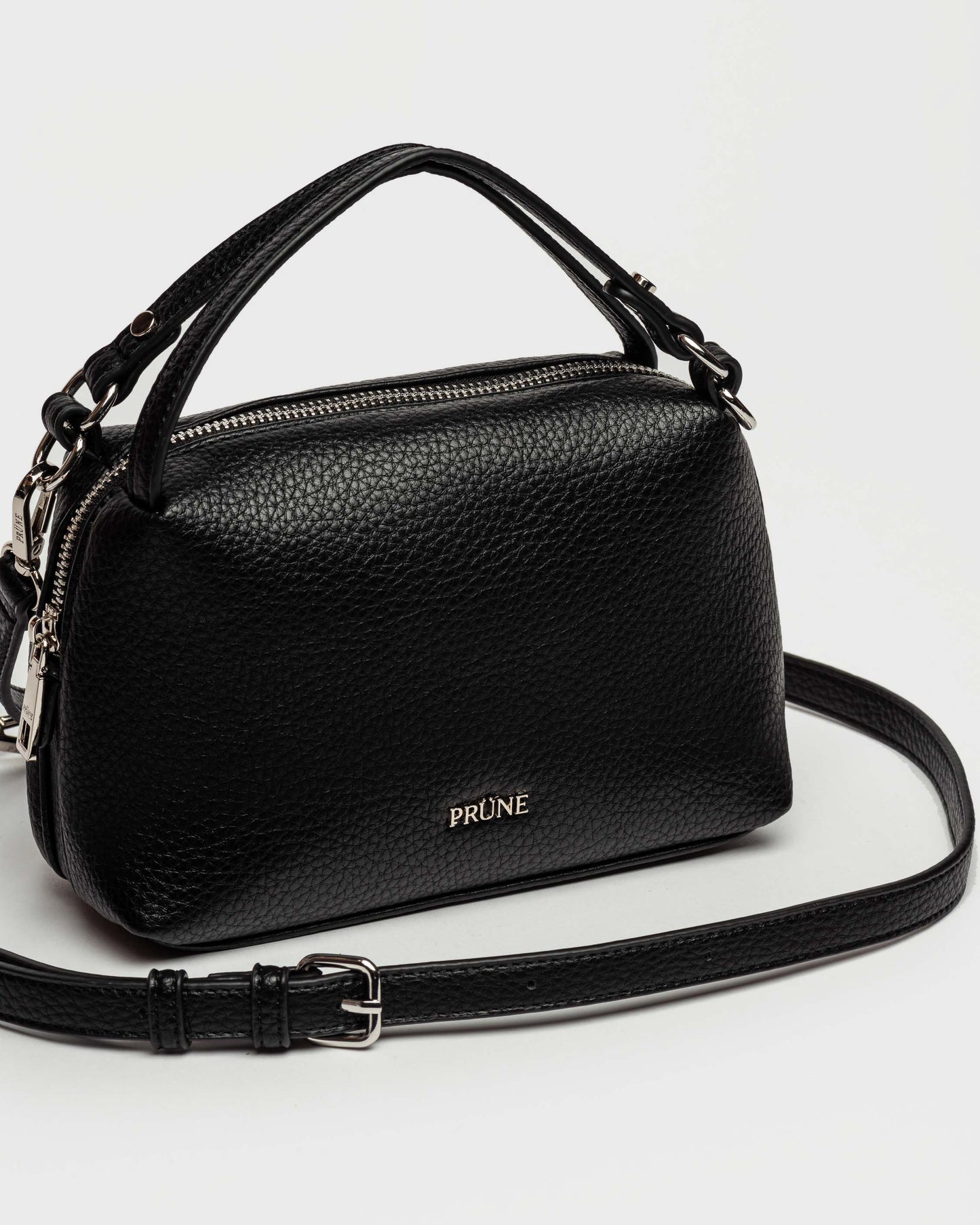 Cartera Negra Prüne - Estilo Atemporal y Versátil para Toda Ocasión
