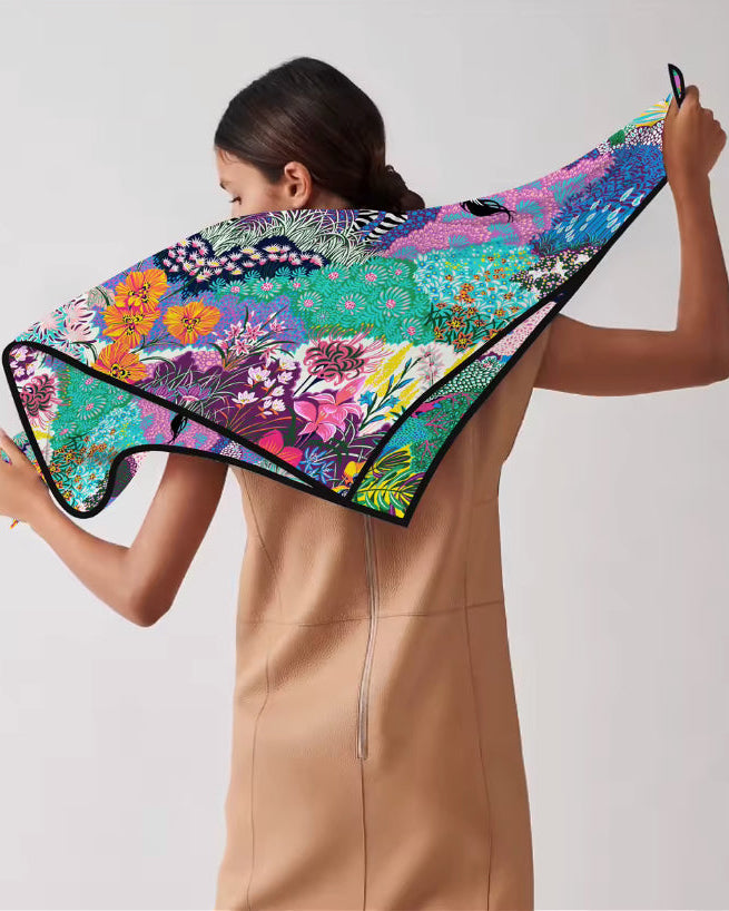 Pañuelo Estampado Cebra de Seda - Accesorio de Moda para Mujer