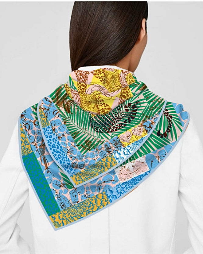 Pañuelo Estampado Selva – Elegancia y Naturaleza en Tu Look