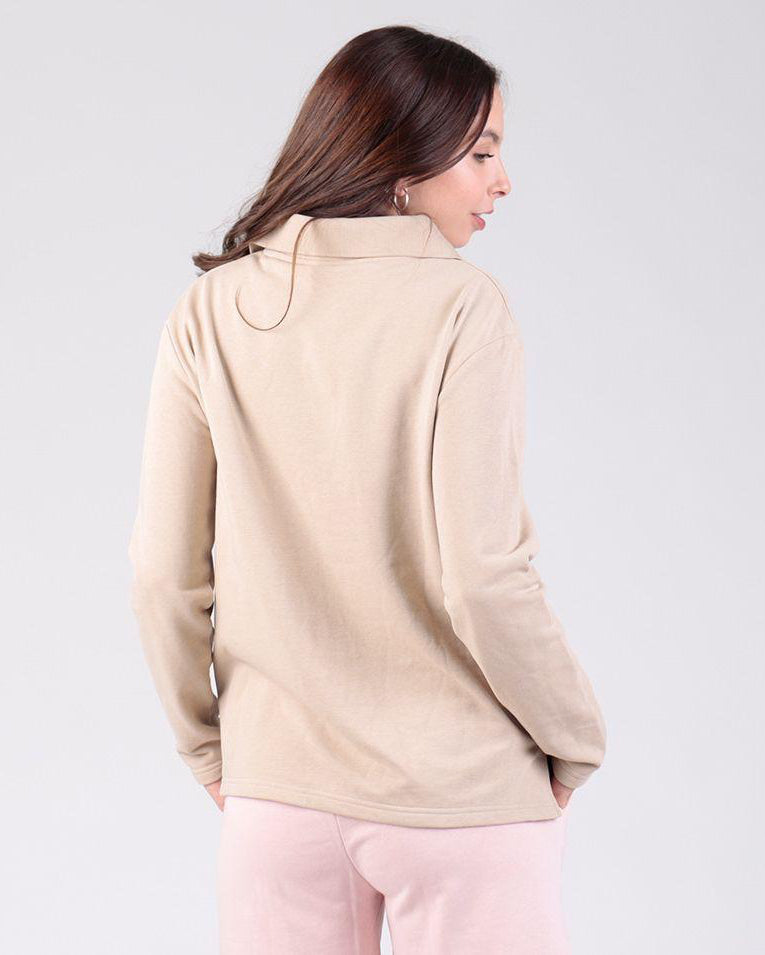 Suéter Beige Escote V - Prenda Elegante y Versátil para Cualquier Ocasión
