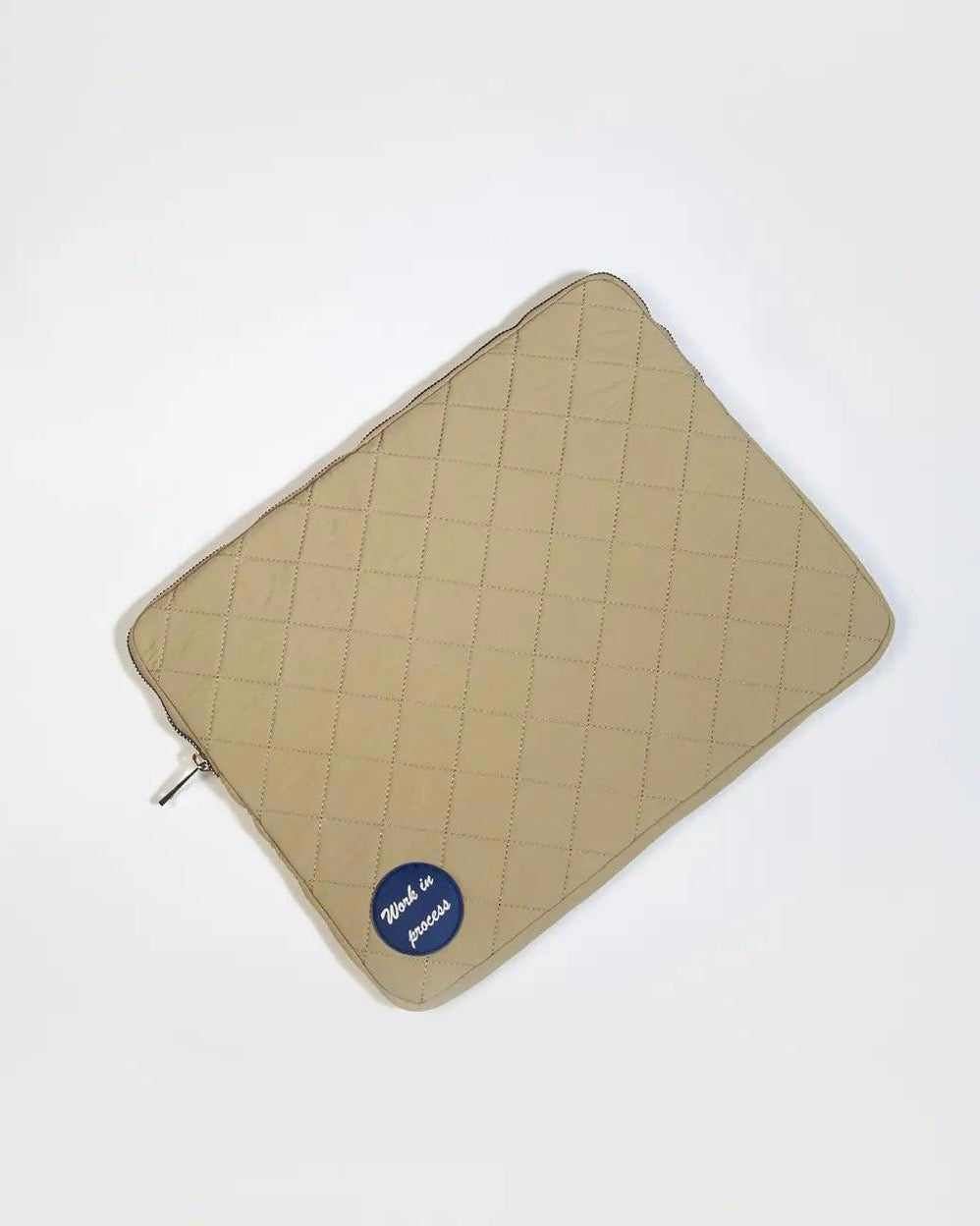 Funda para notebook color beige – Protección elegante y moderna